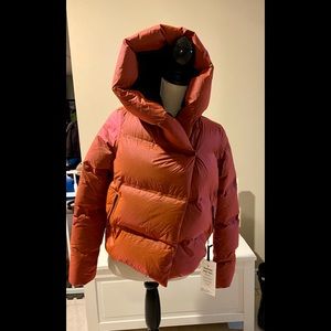 Lululemon cloudscape puffer jacket *Used